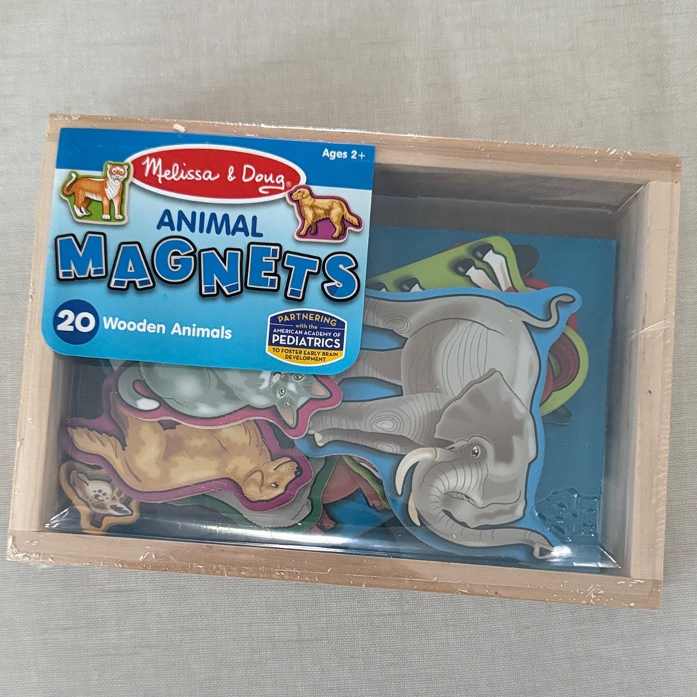 Melissa & Doug Animal Magnets Set with Tiger and Dog
